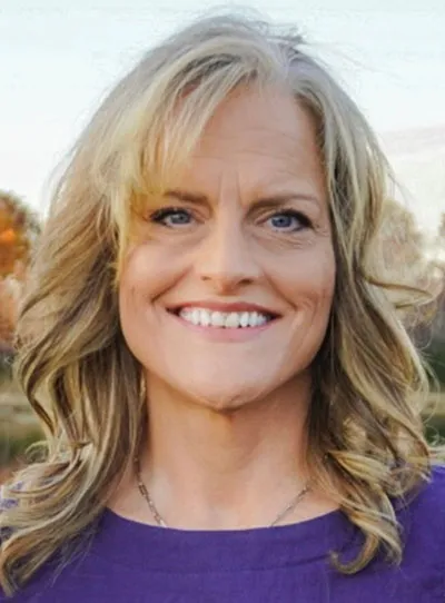 Vicki Wendt - Escrow Closer